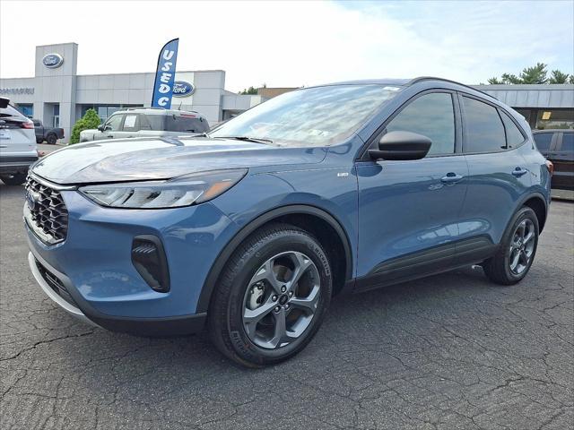 new 2025 Ford Escape car, priced at $33,481