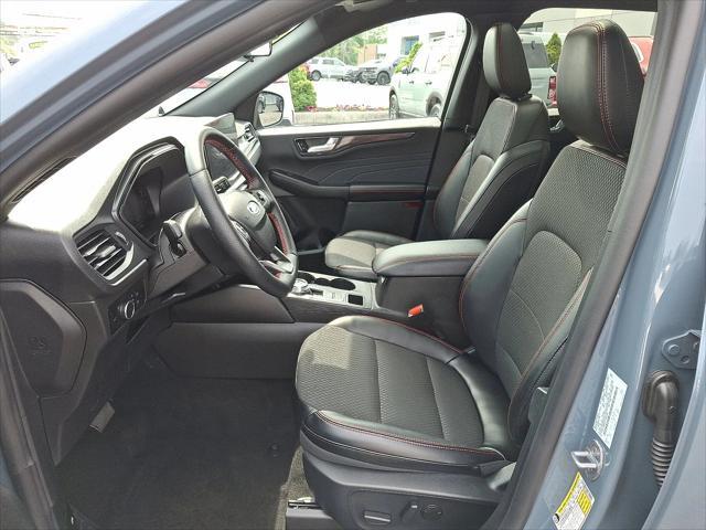 new 2025 Ford Escape car, priced at $33,481