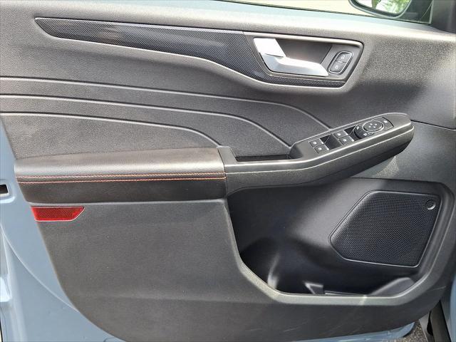 new 2025 Ford Escape car, priced at $33,481