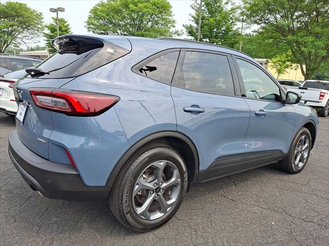 new 2025 Ford Escape car, priced at $33,481