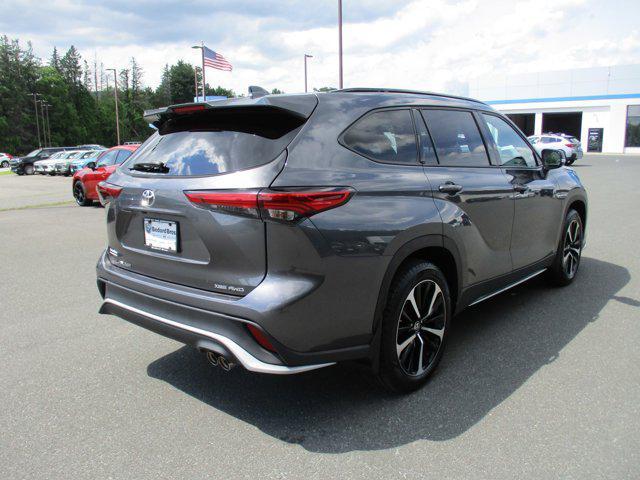 used 2021 Toyota Highlander car, priced at $35,995