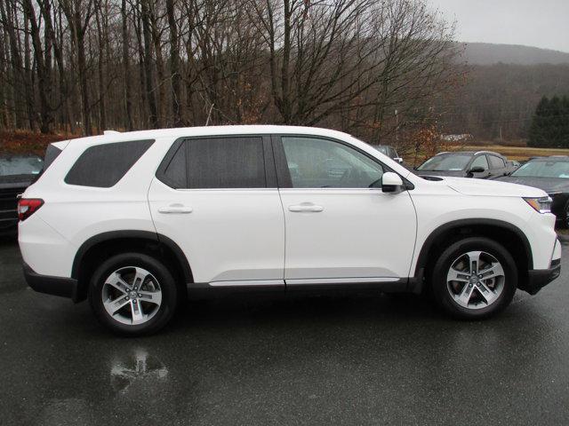 used 2023 Honda Pilot car, priced at $39,495