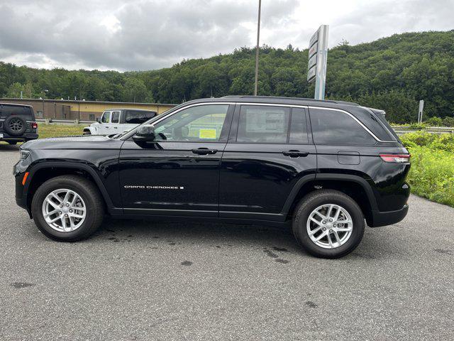 new 2025 Jeep Grand Cherokee car, priced at $44,170