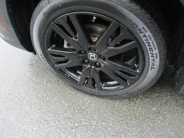 used 2022 Honda Pilot car, priced at $34,995