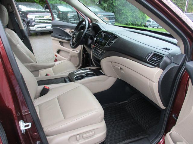 used 2022 Honda Pilot car, priced at $34,995
