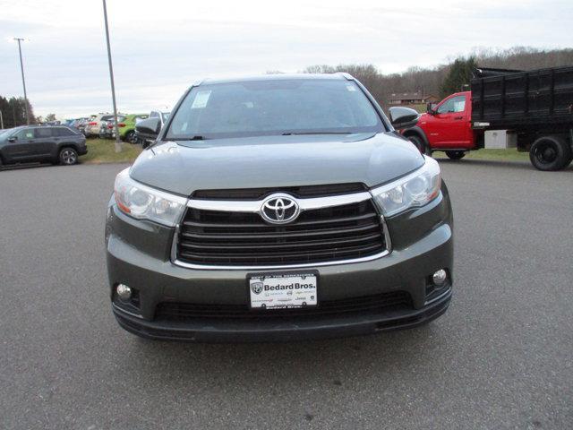 used 2015 Toyota Highlander car, priced at $20,995