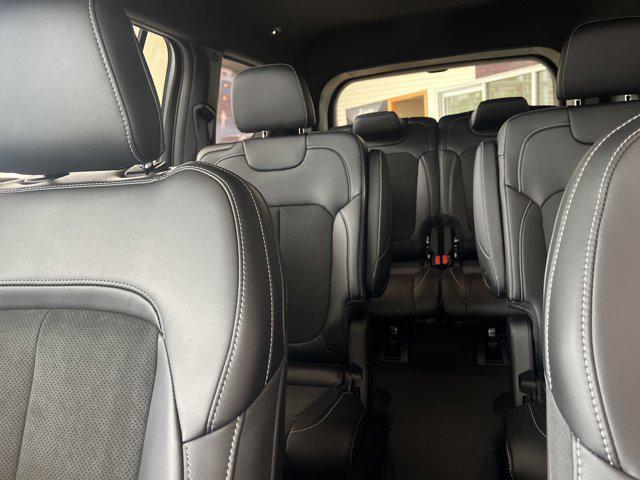 new 2025 Jeep Grand Cherokee L car, priced at $50,375