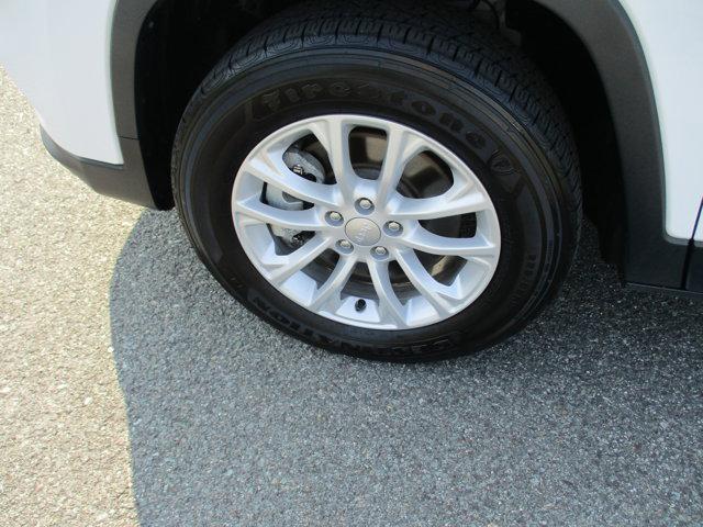 used 2022 Jeep Cherokee car, priced at $25,995