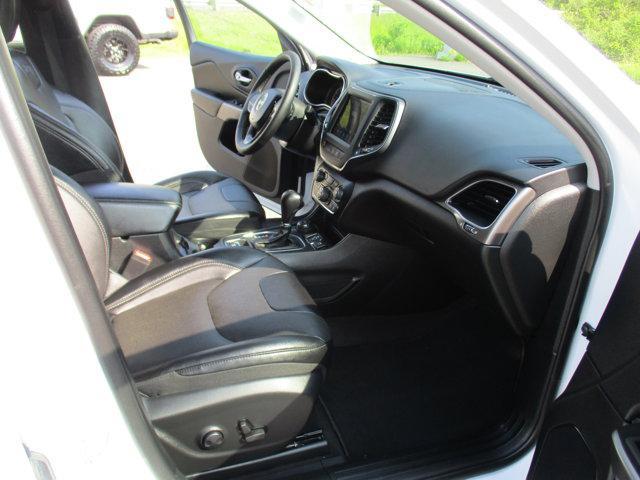used 2022 Jeep Cherokee car, priced at $25,995