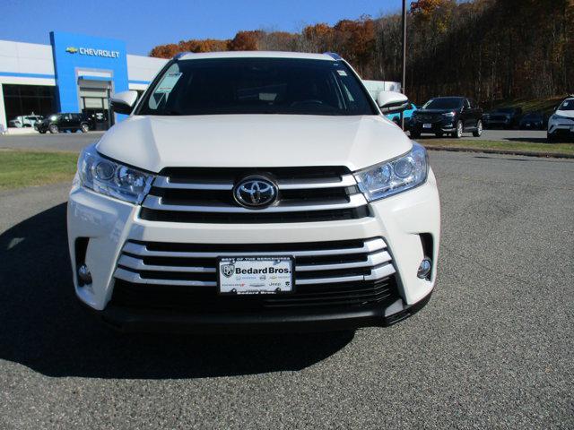 used 2019 Toyota Highlander car, priced at $30,995