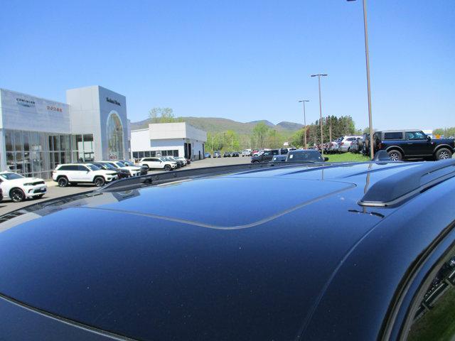 used 2022 Jeep Grand Cherokee car, priced at $33,995