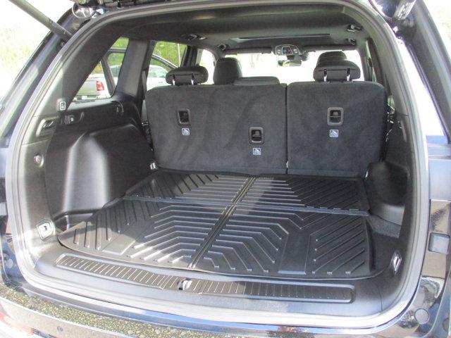 used 2025 Jeep Grand Cherokee car, priced at $36,995