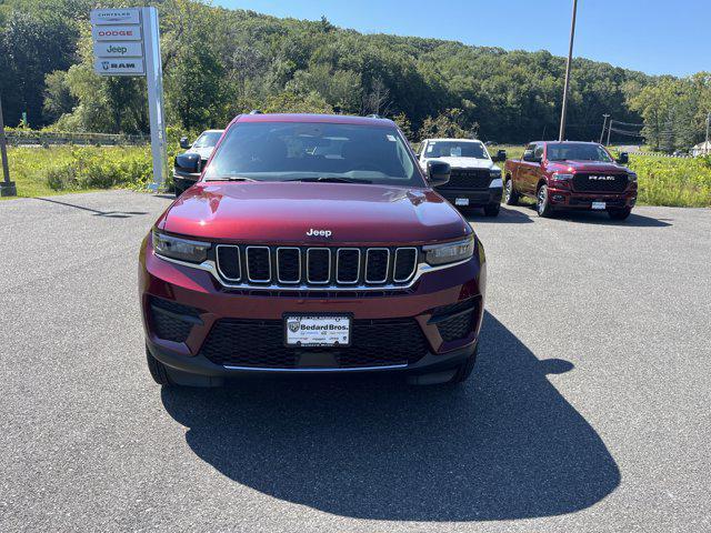 new 2025 Jeep Grand Cherokee car, priced at $44,170