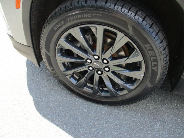 used 2023 Chevrolet Traverse car, priced at $38,995