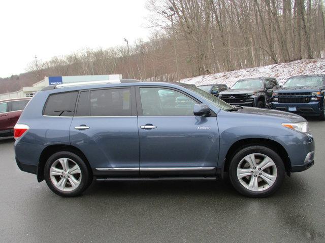 used 2013 Toyota Highlander car, priced at $18,995