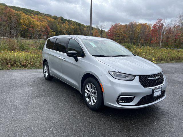 new 2026 Chrysler Pacifica car, priced at $51,550