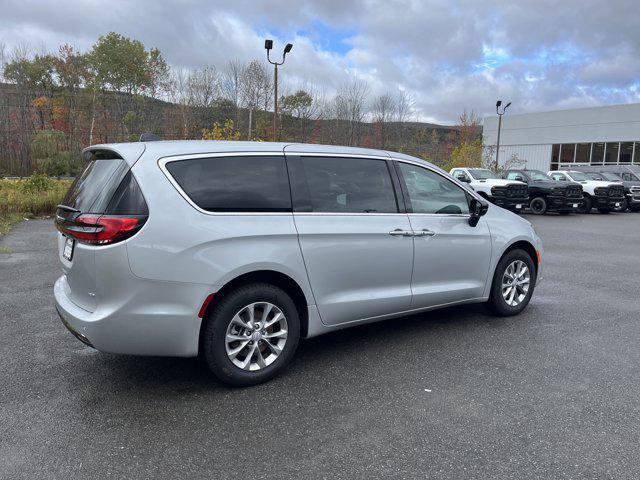 new 2026 Chrysler Pacifica car, priced at $51,550