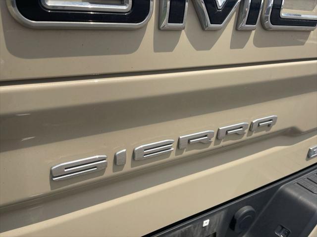 used 2022 GMC Sierra 1500 car, priced at $39,679