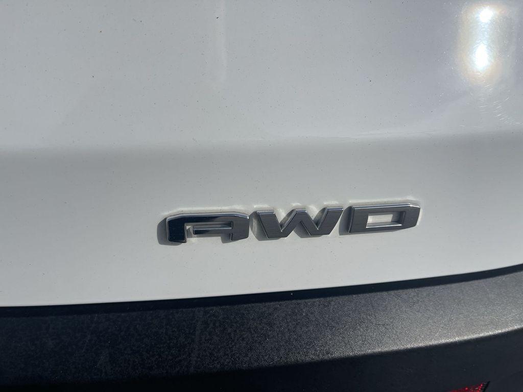 used 2023 GMC Acadia car, priced at $30,611