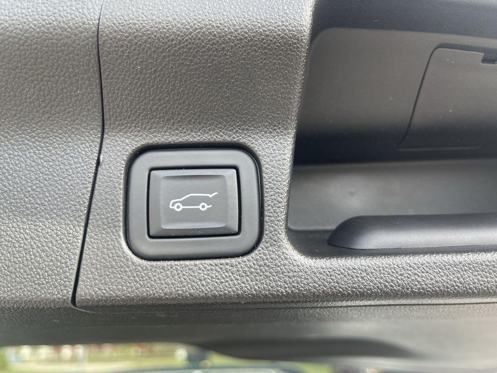 used 2023 GMC Acadia car, priced at $30,611