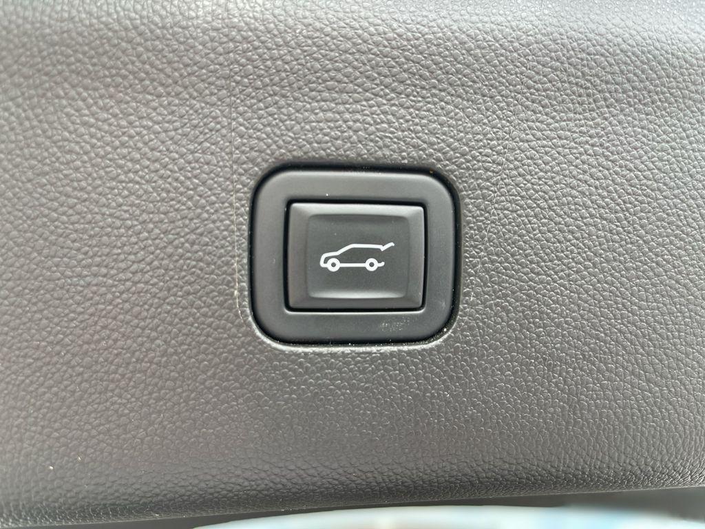 used 2023 Buick Enclave car, priced at $32,000