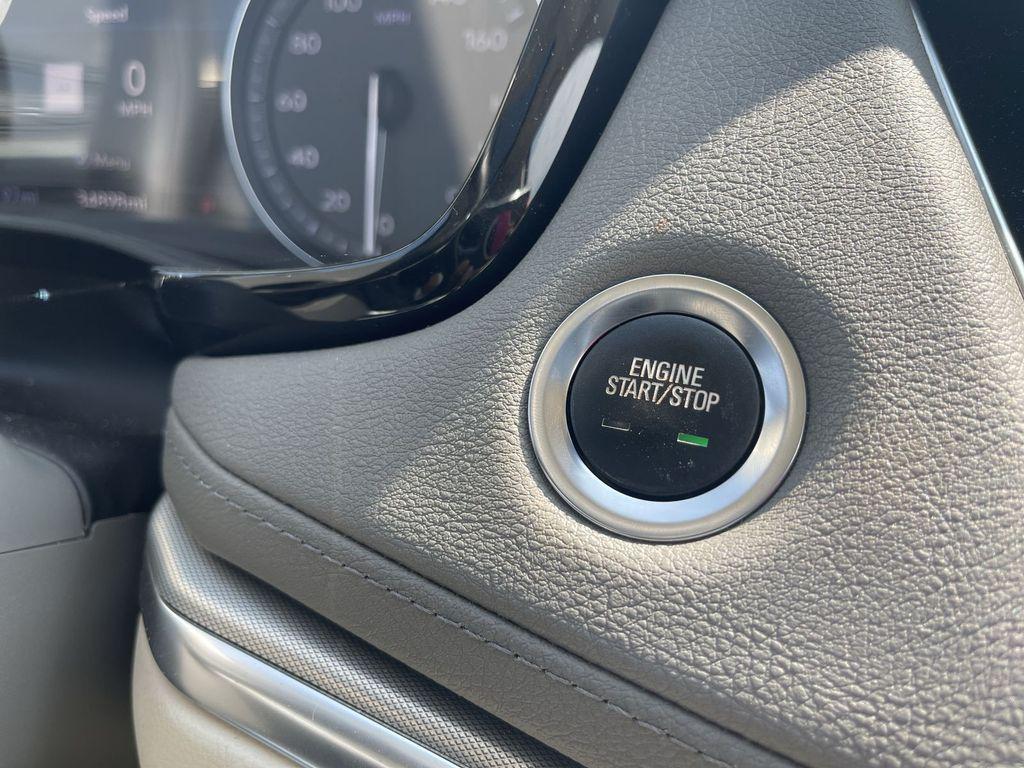 used 2023 Cadillac XT5 car, priced at $35,343