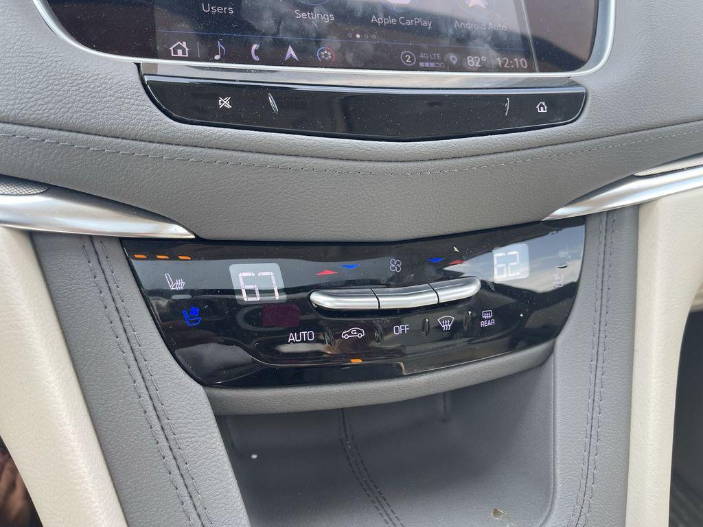 used 2023 Cadillac XT5 car, priced at $35,343