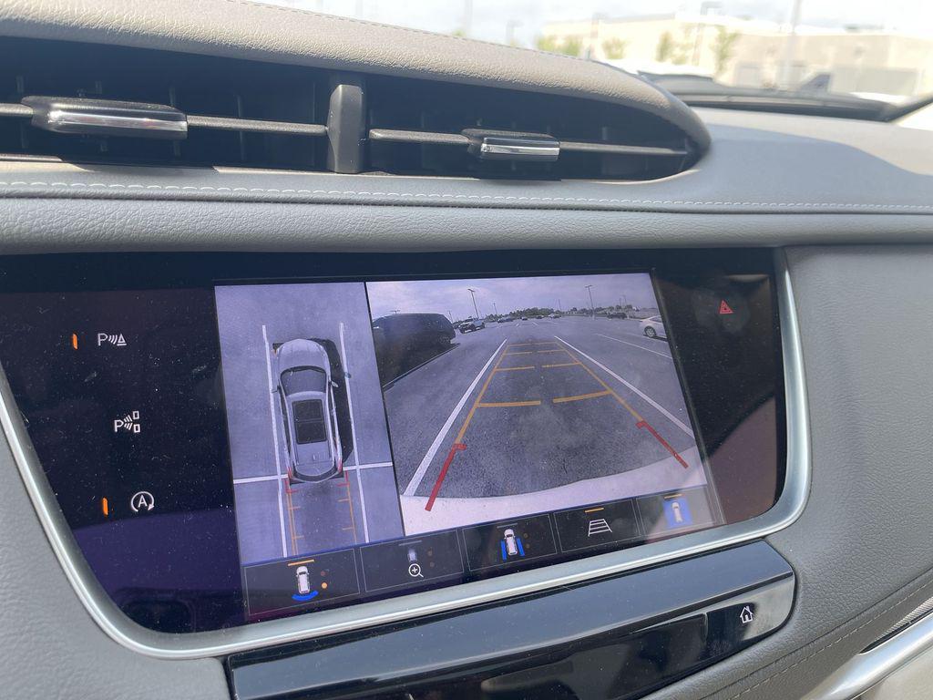 used 2023 Cadillac XT5 car, priced at $35,343