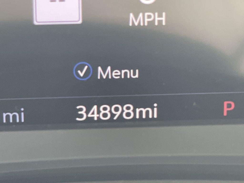 used 2023 Cadillac XT5 car, priced at $35,343