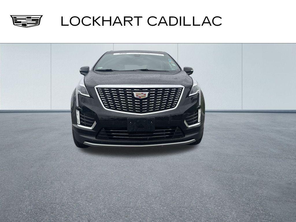 used 2025 Cadillac XT5 car, priced at $42,800