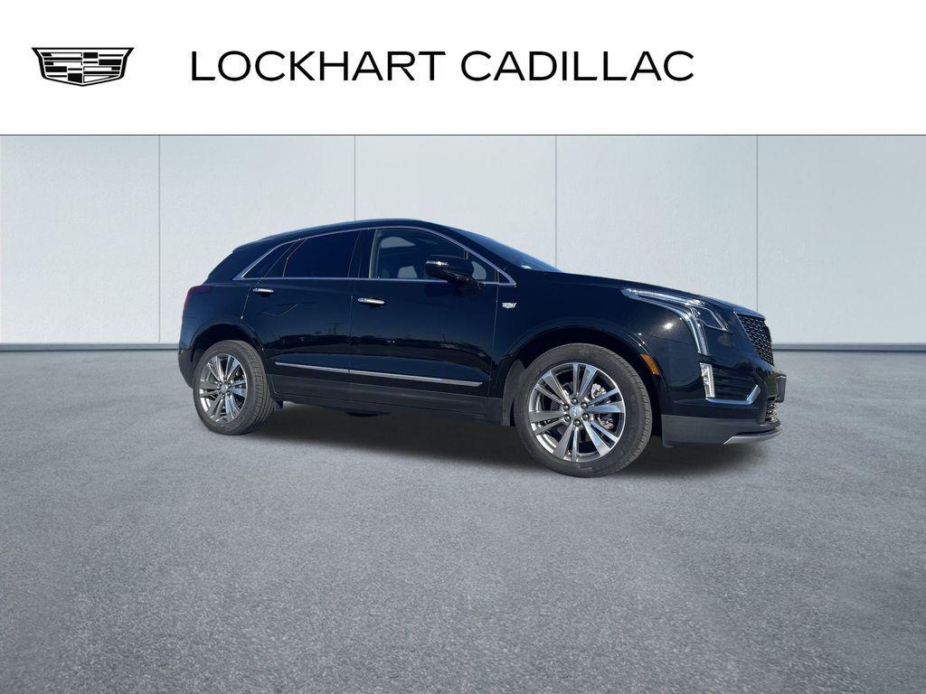used 2025 Cadillac XT5 car, priced at $42,800