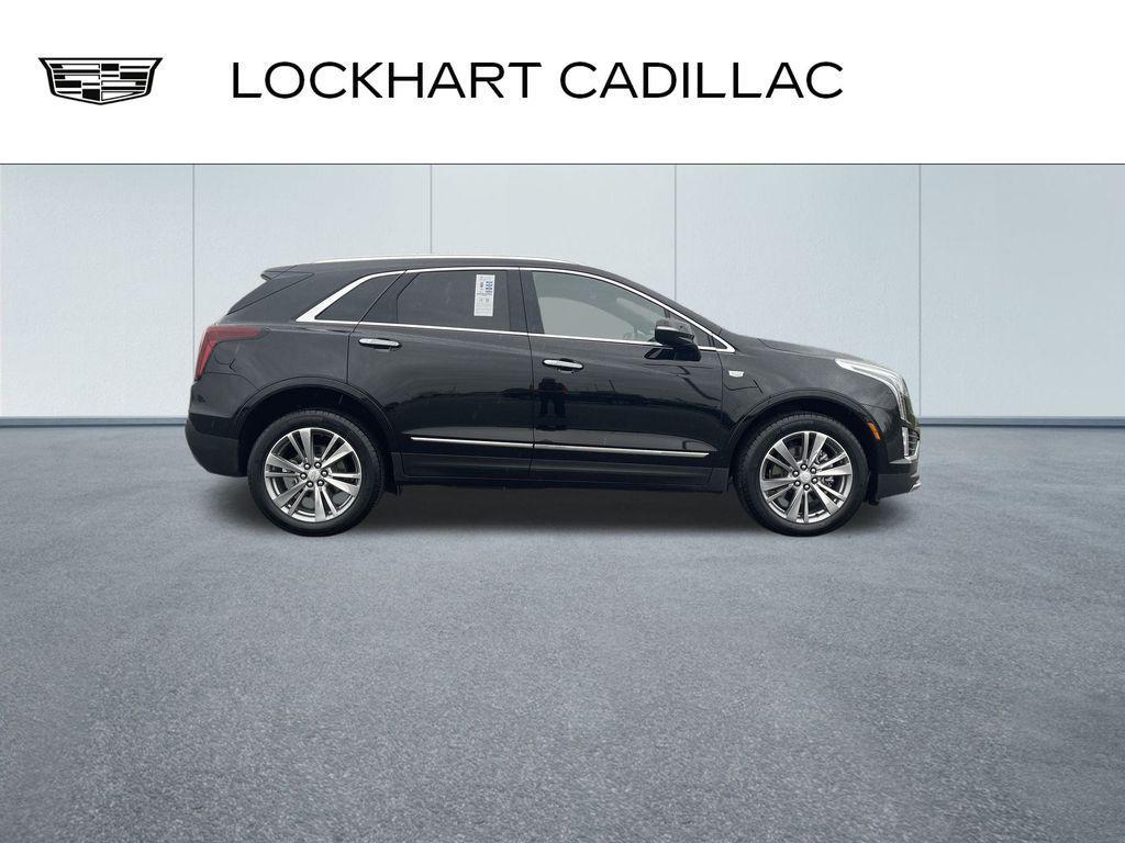 used 2025 Cadillac XT5 car, priced at $42,800