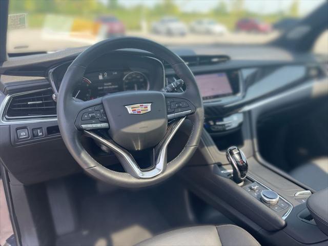 used 2025 Cadillac XT6 car, priced at $51,850