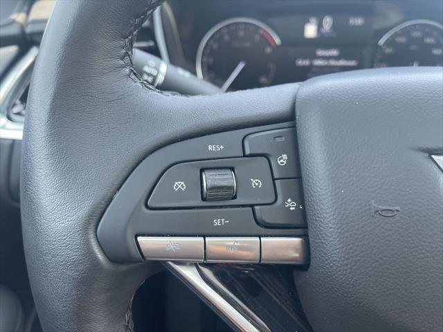used 2025 Cadillac XT6 car, priced at $51,850