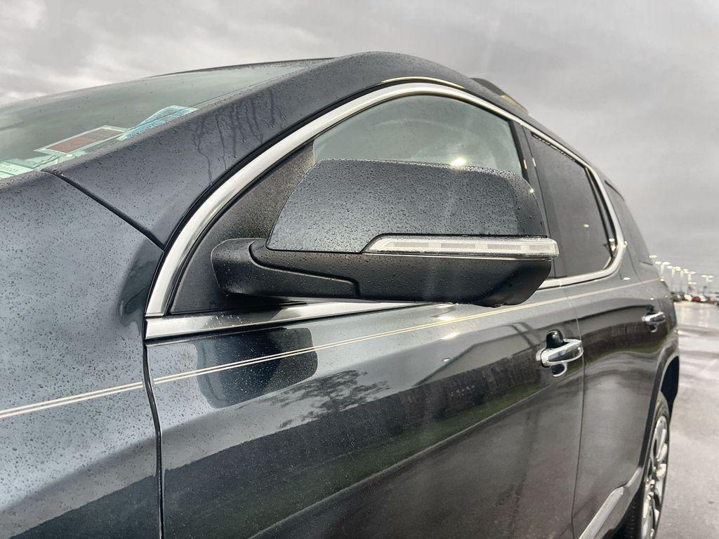 used 2020 GMC Acadia car, priced at $23,450