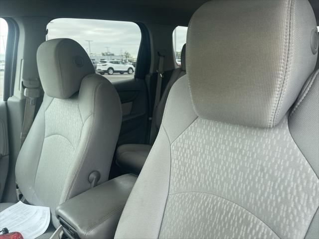 used 2015 GMC Acadia car, priced at $9,500