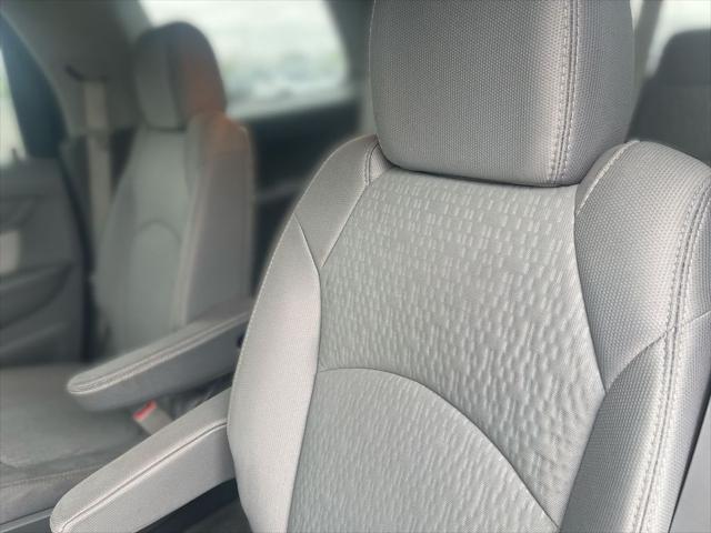used 2015 GMC Acadia car, priced at $9,500
