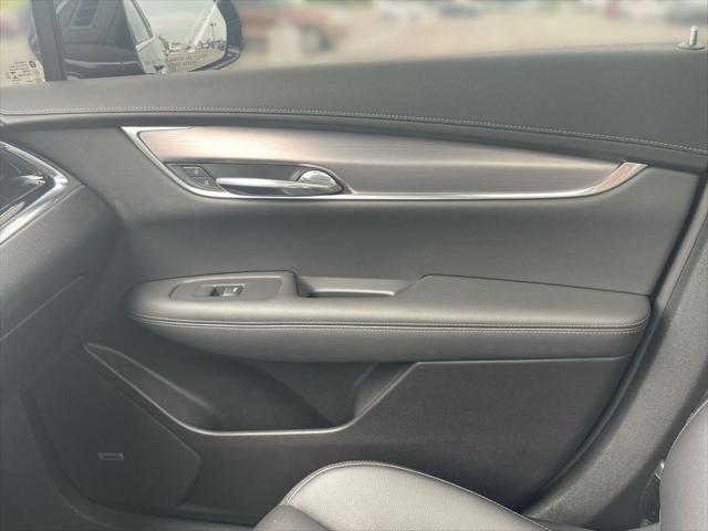 used 2023 Cadillac XT6 car, priced at $39,000