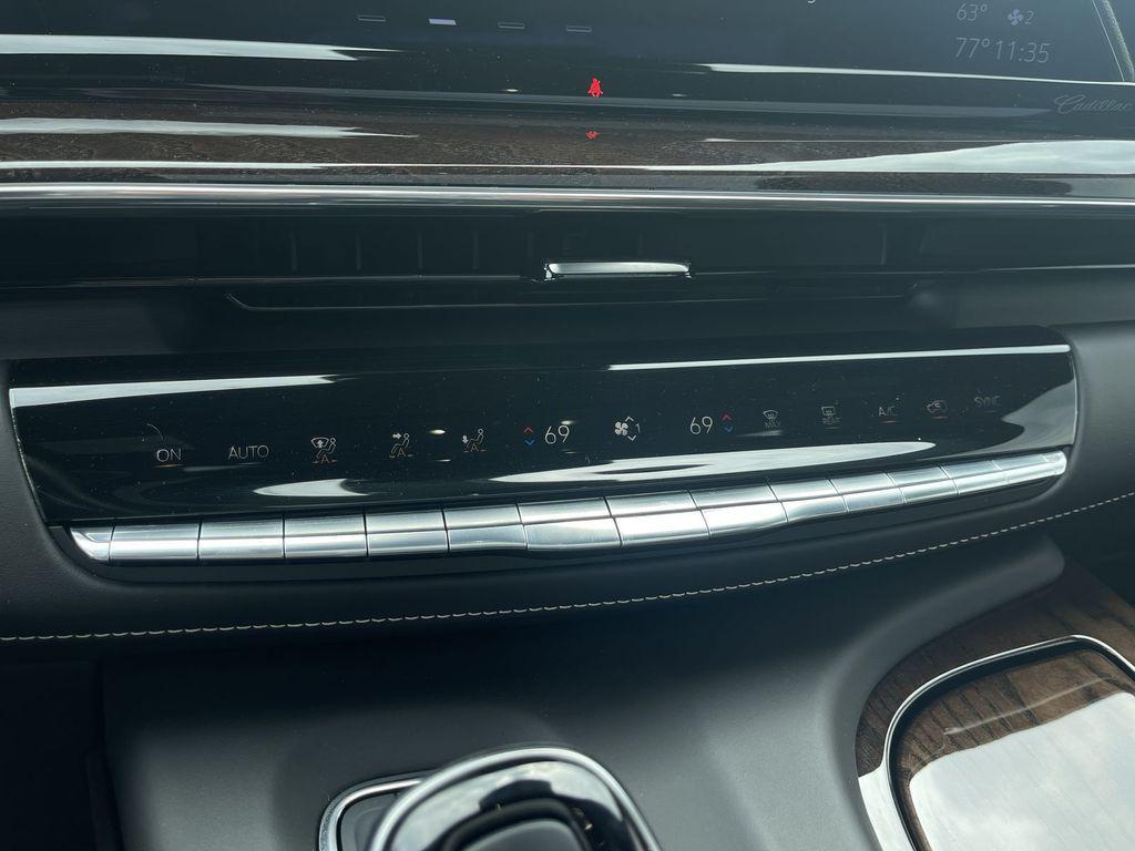 used 2023 Cadillac Escalade ESV car, priced at $87,537