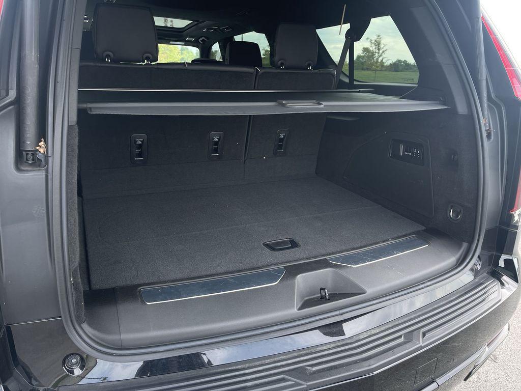 used 2023 Cadillac Escalade ESV car, priced at $87,537