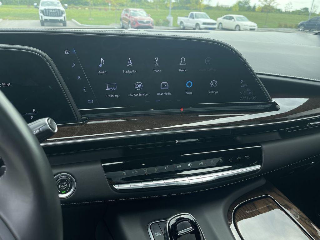 used 2023 Cadillac Escalade ESV car, priced at $87,537