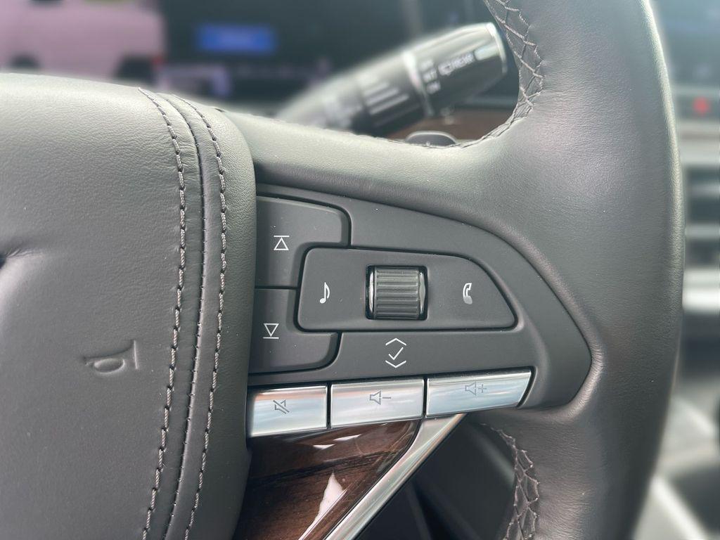 used 2023 Cadillac Escalade ESV car, priced at $87,537