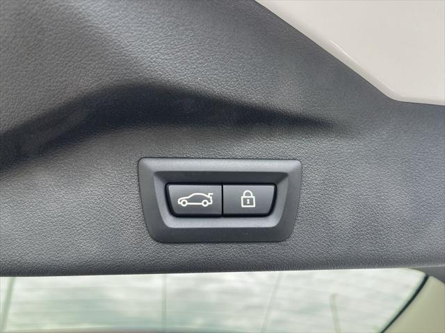 used 2022 BMW X7 car, priced at $54,471