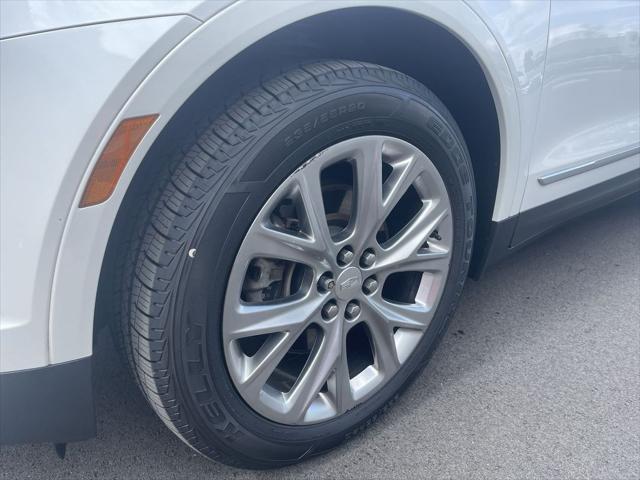 used 2021 Cadillac XT5 car, priced at $29,000