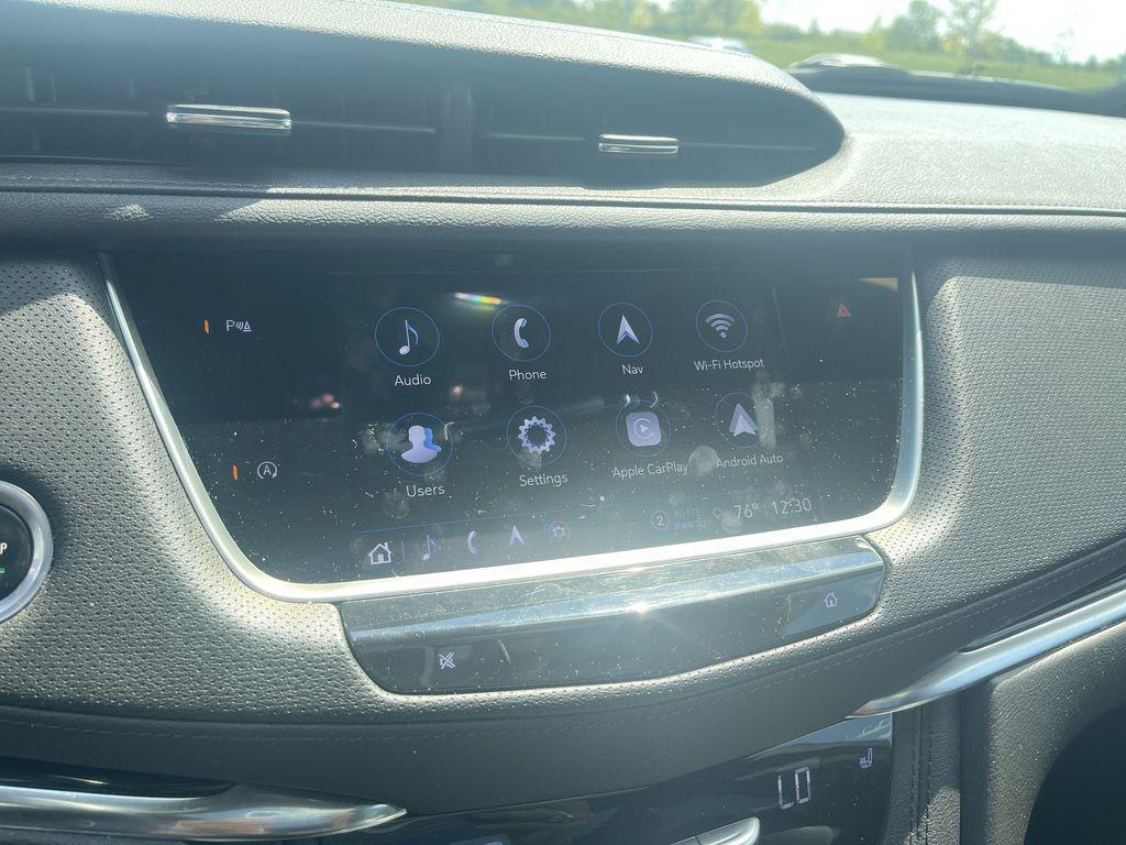 used 2022 Cadillac XT5 car, priced at $27,760