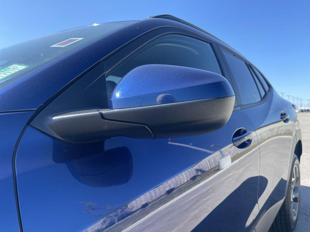 used 2024 Chevrolet Trax car, priced at $18,998