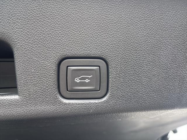used 2024 GMC Acadia car, priced at $39,400