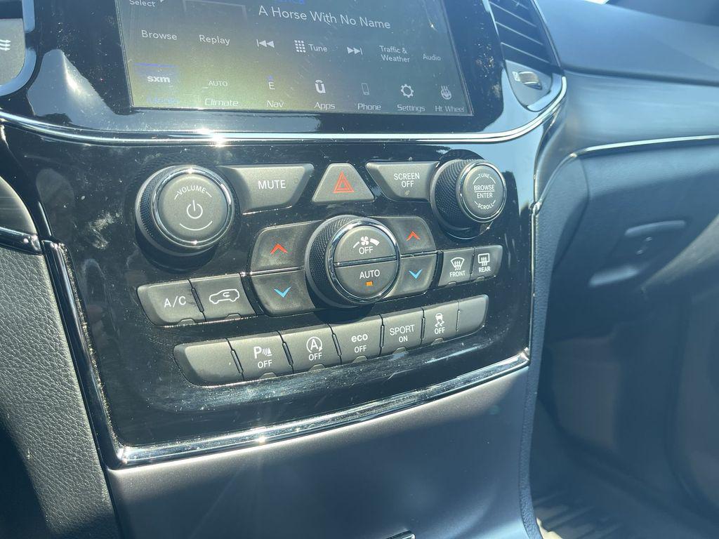 used 2020 Jeep Grand Cherokee car, priced at $26,994