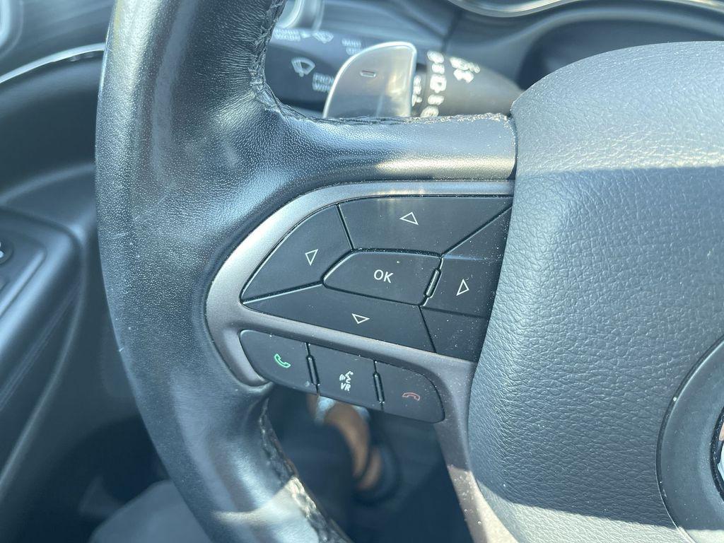 used 2020 Jeep Grand Cherokee car, priced at $26,994