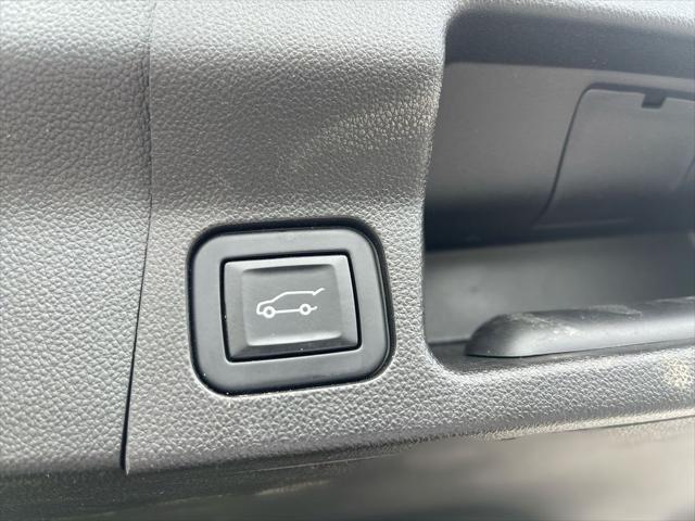 used 2022 GMC Acadia car, priced at $26,750